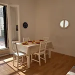 Casa In Centro Con Terrazzo Апартаменты *