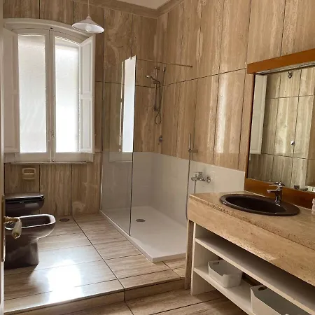 Casa In Centro Con Terrazzo * 巴里