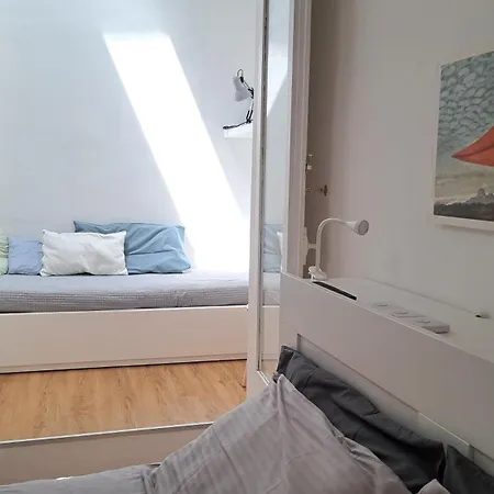 Casa In Centro Con Terrazzo 아파트